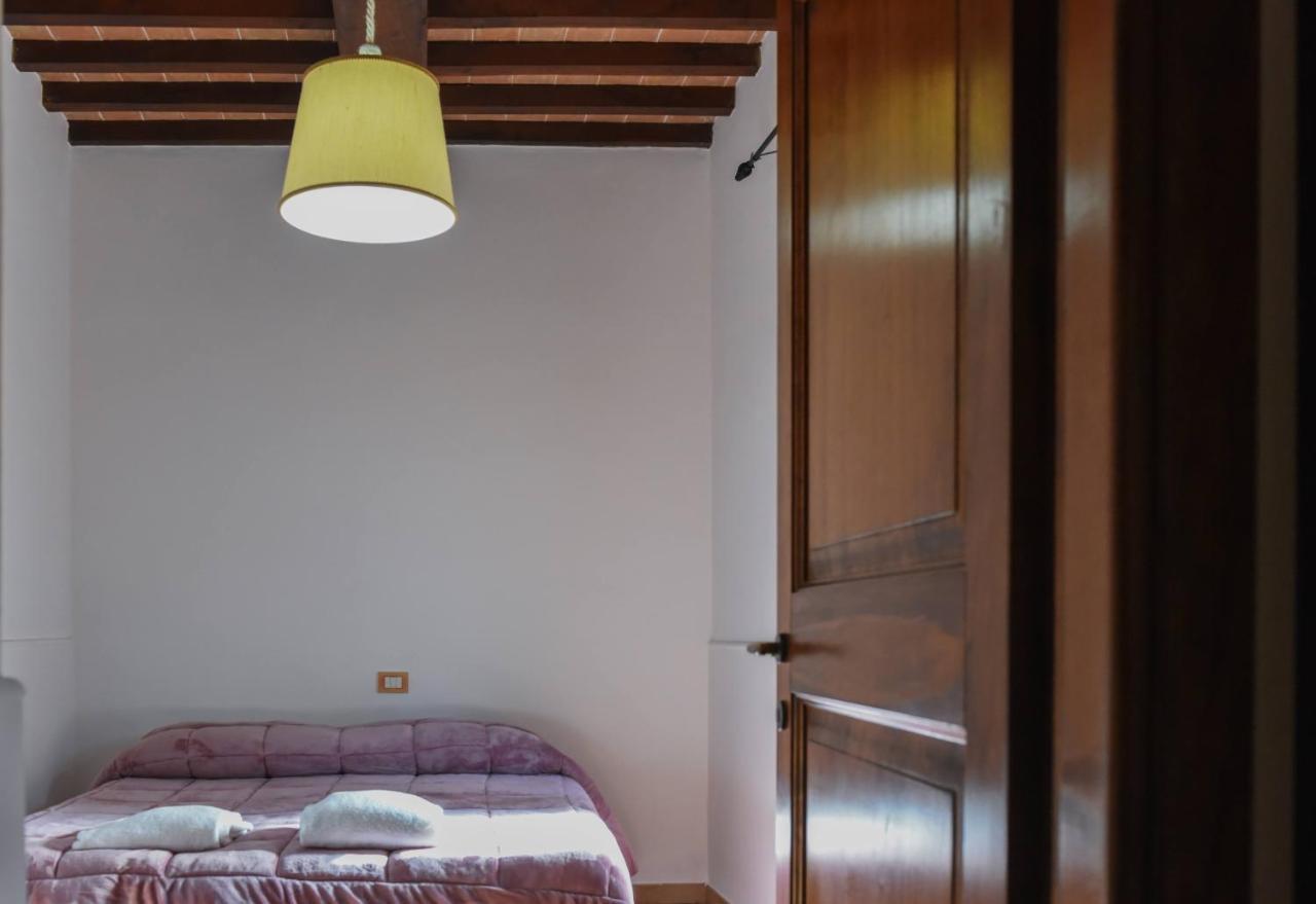 Agriturismo Ponte Di Riocchio Губио Екстериор снимка