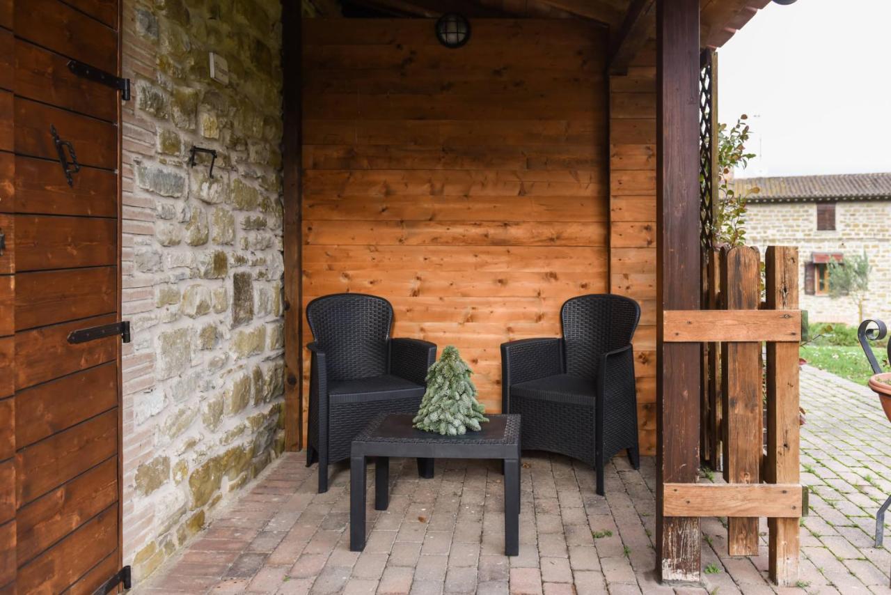 Agriturismo Ponte Di Riocchio Губио Екстериор снимка