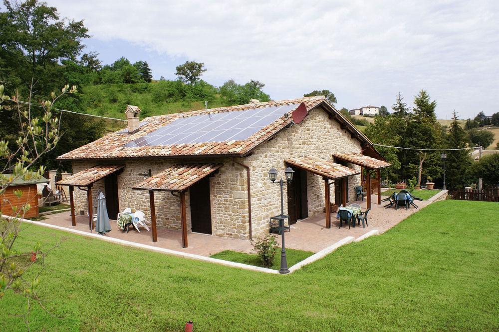 Agriturismo Ponte Di Riocchio Губио Екстериор снимка