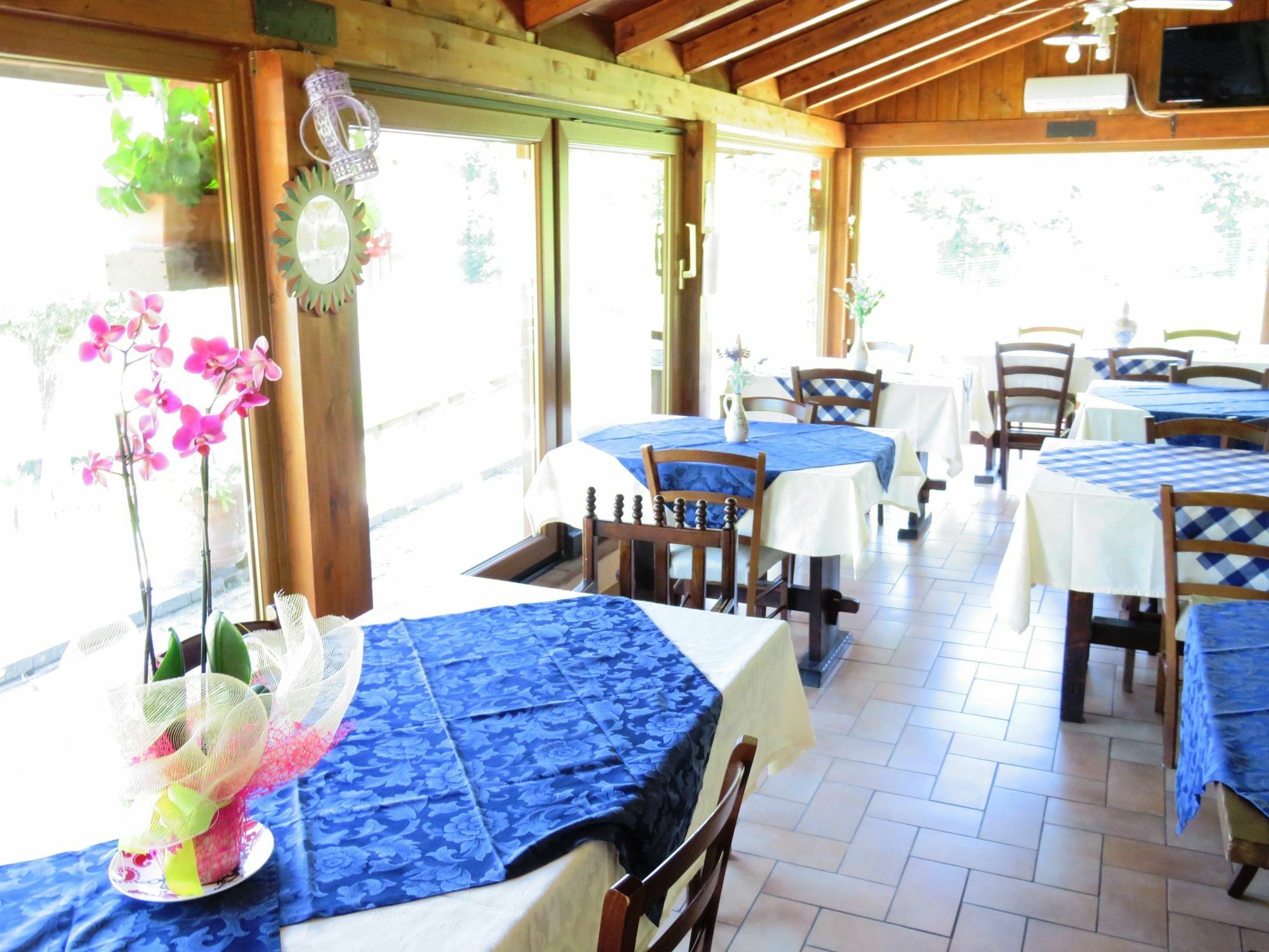 Agriturismo Ponte Di Riocchio Губио Екстериор снимка