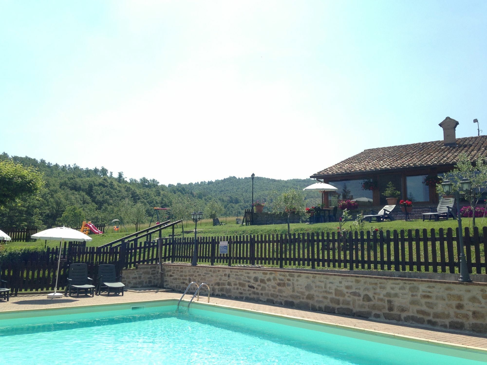Agriturismo Ponte Di Riocchio Губио Екстериор снимка